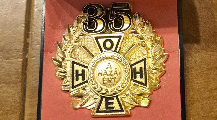 Fejléc borítóképe.