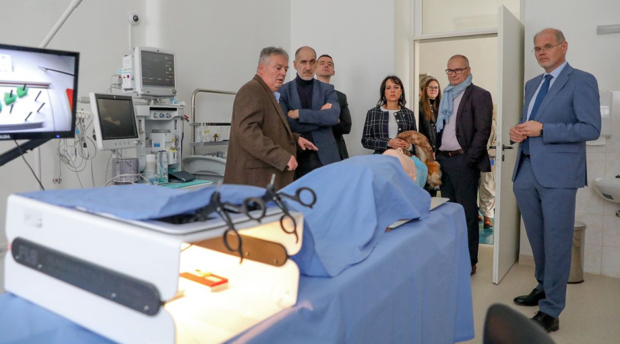 Fejléc borítóképe.