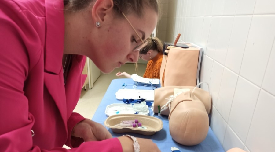 Fejléc borítóképe.