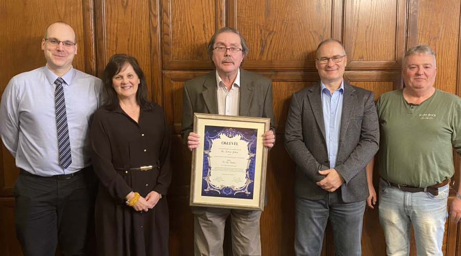 Fejléc borítóképe.