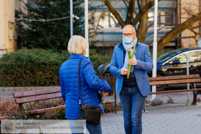 Ennek a képnek nincs leírása.