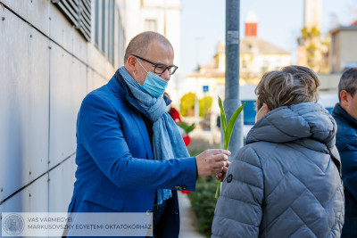 Ennek a képnek nincs leírása.