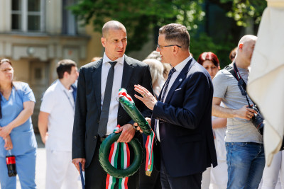 Ennek a képnek nincs leírása.