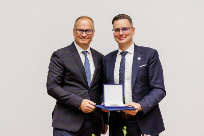 Ennek a képnek nincs leírása.