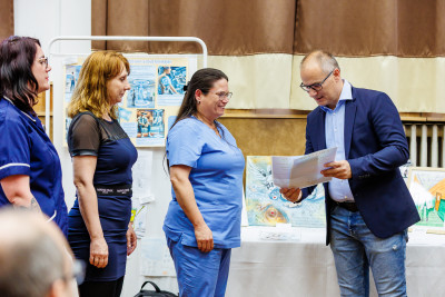 Ennek a képnek nincs leírása.