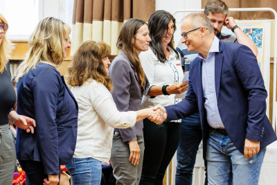 Ennek a képnek nincs leírása.