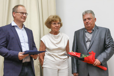 Ennek a képnek nincs leírása.