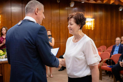 Ennek a képnek nincs leírása.