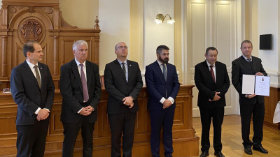 Ennek a képnek nincs leírása.