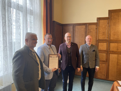 Ennek a képnek nincs leírása.