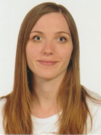 Dr.  Takács Flóra profilképe.