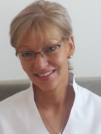 Dr.  Nedeczky Éva Etel profilképe.