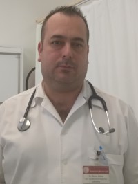 Dr.  Bierer Gábor profilképe.