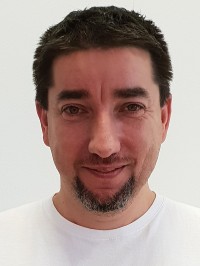 Dr.  Vadvári Árpád profilképe.