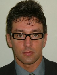 Dr.  Nedeczky  Iván profilképe.