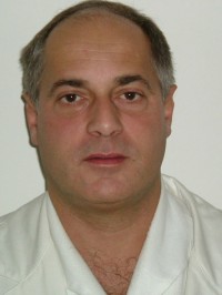 Dr.  Papp Vilmos profilképe.