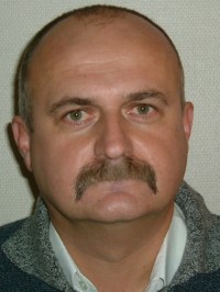 Dr.  Péter Miklós profilképe.