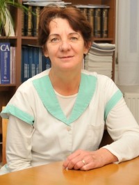 Dr.  Végh Gabriella profilképe.