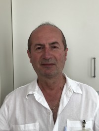 Dr.  Sándor Imre profilképe.