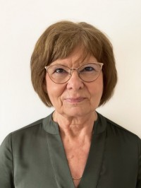 Dr.  Hahn Katalin profilképe.